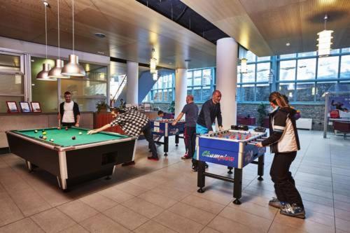 Attico Villaggio Olimpico Colle Sestriere Buitenkant foto